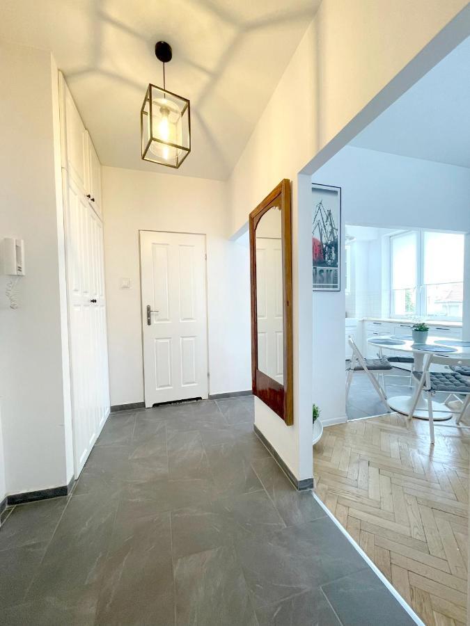 08 Gdynia Centrum - Apartament Mieszkanie Dla 6 Os Bagian luar foto
