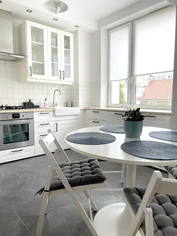 08 Gdynia Centrum - Apartament Mieszkanie Dla 6 Os Bagian luar foto